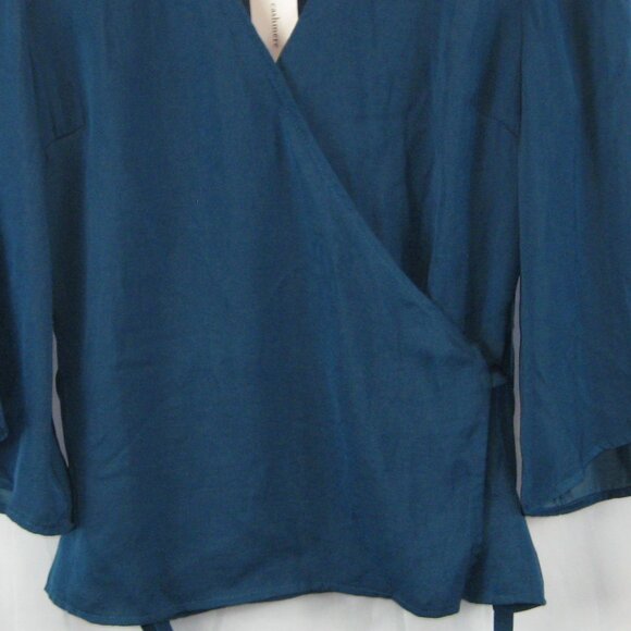 Cupcakes and Cashmere Satin Wrap Blouse Top Blue Size S NWT - Picture 4 of 7